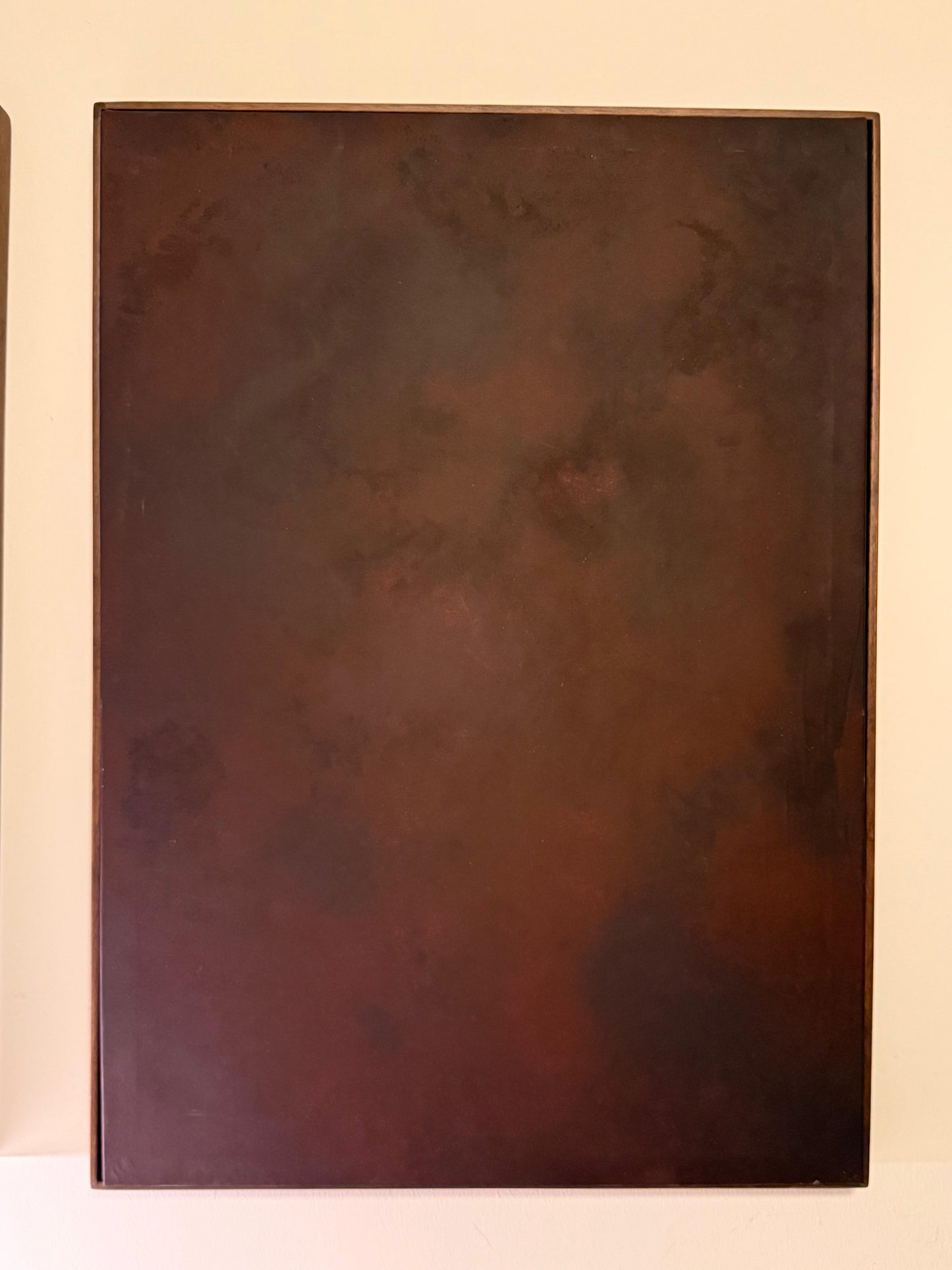 “Mars” El Yapımı Minimal Bordo Renkli Soyut Tablo – Ahşap Floater Çerçeveli