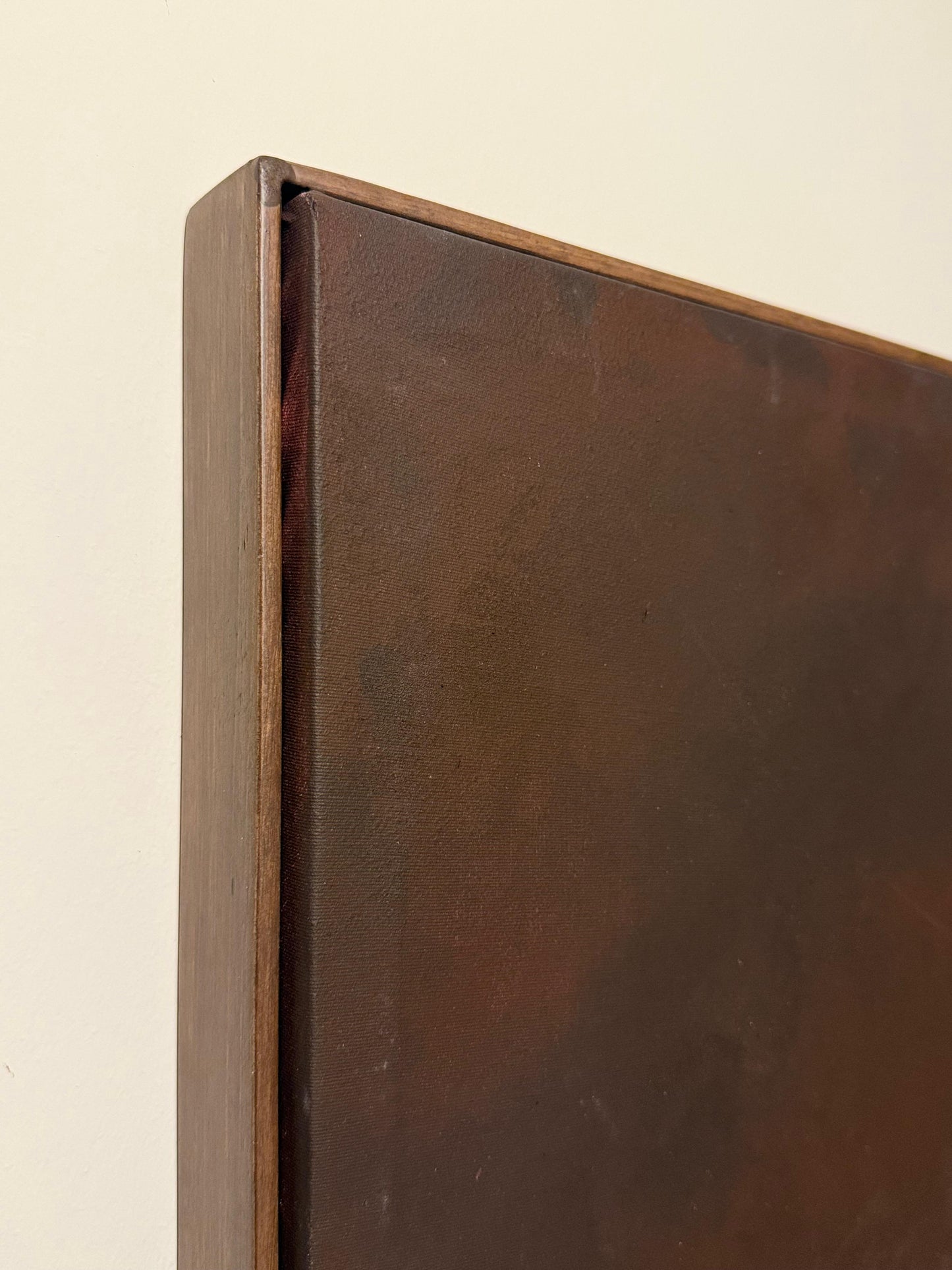 “Mars” El Yapımı Minimal Bordo Renkli Soyut Tablo – Ahşap Floater Çerçeveli